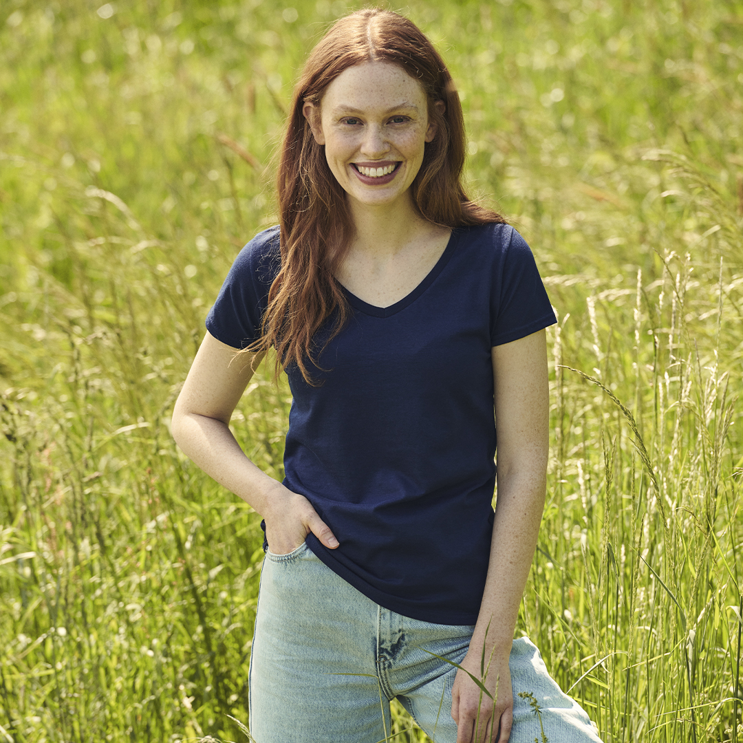 Frauen Farbe T-Shirt Iconic V-Neck
