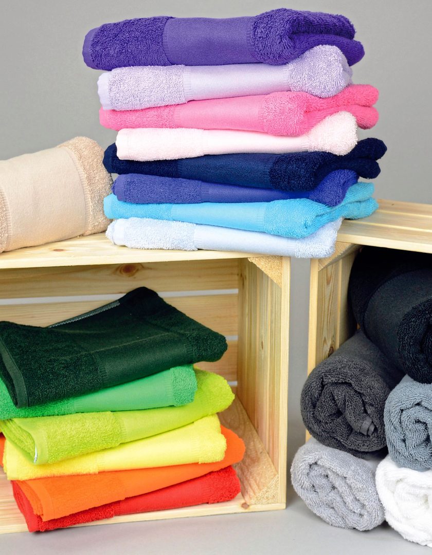 ARTG PRINT-Me® Bath Towel