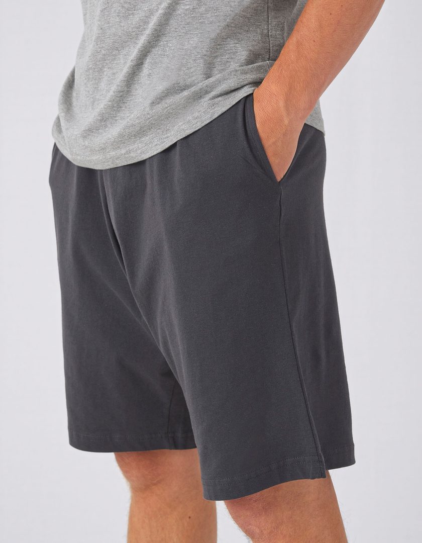 B&C BE INSPIRED Shorts Move
