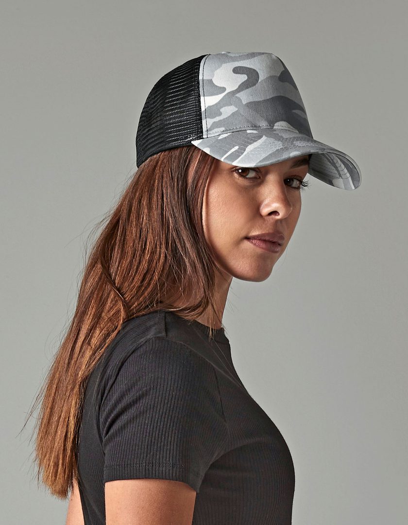 Beechfield Camo Snapback Trucker