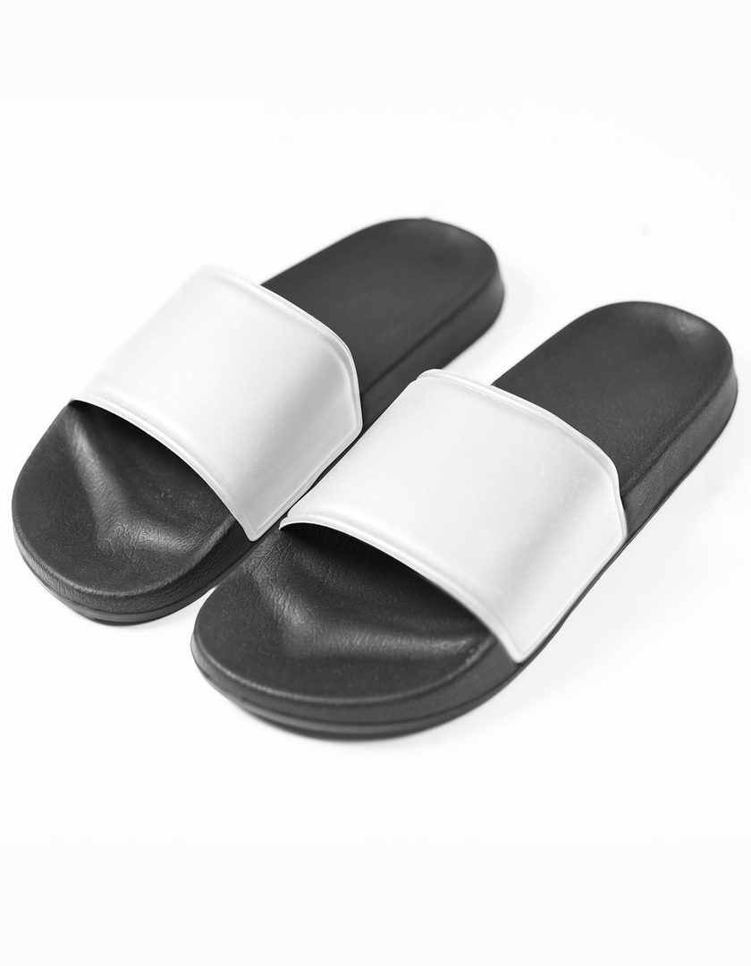 L-merch Slippers Classic