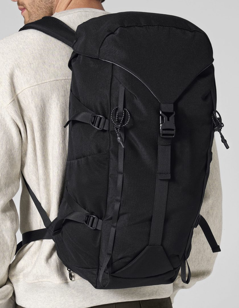 Quadra Active Outdoor 30 Litre Backpack