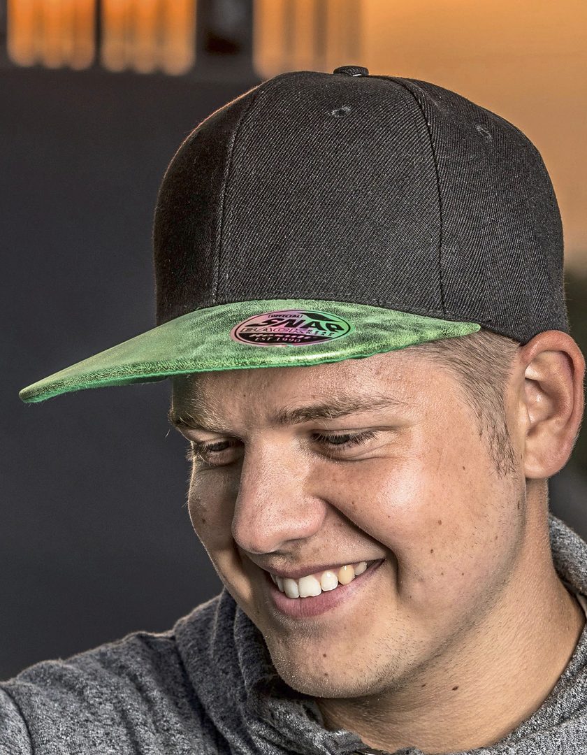 Result Headwear Bronx Flat Glitter Peak Snapback Cap