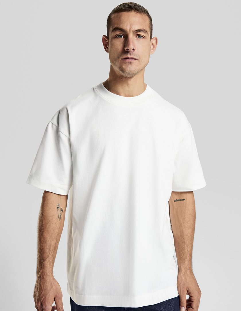 Roly Chow Unisex Oversize T-Shirt