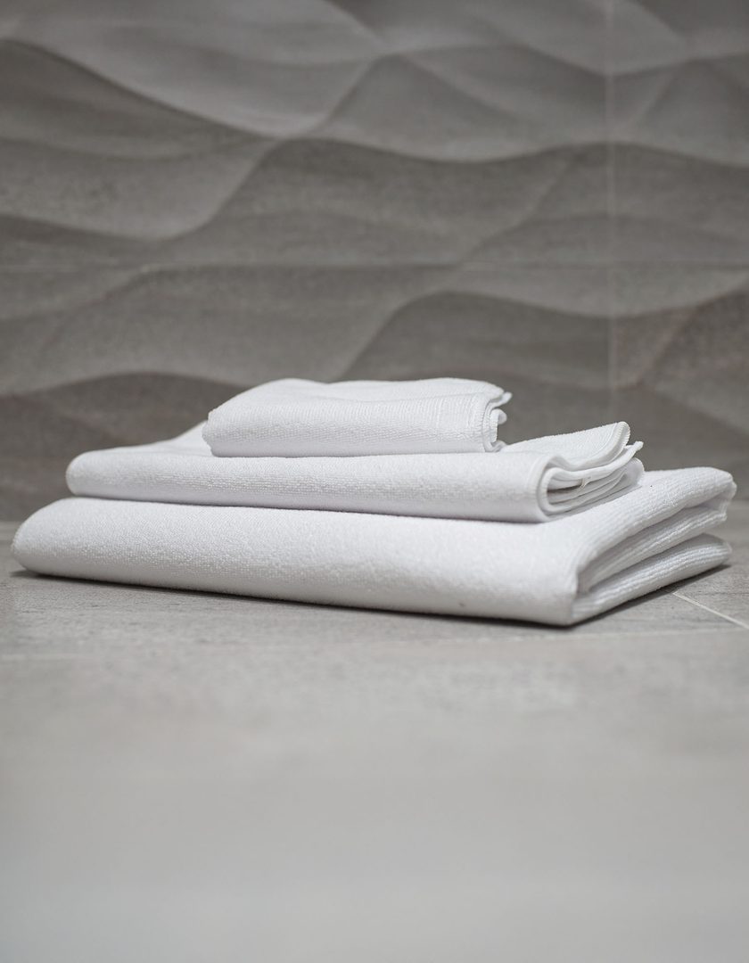 Towel City Microfibre Bath Towel