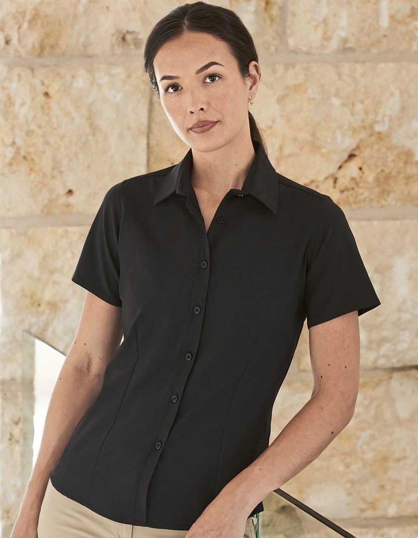 Henbury Ladies´ Wicking Short Sleeve Shirt